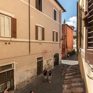  Appartamento Vicolo Del Cinque Trastevere Italia